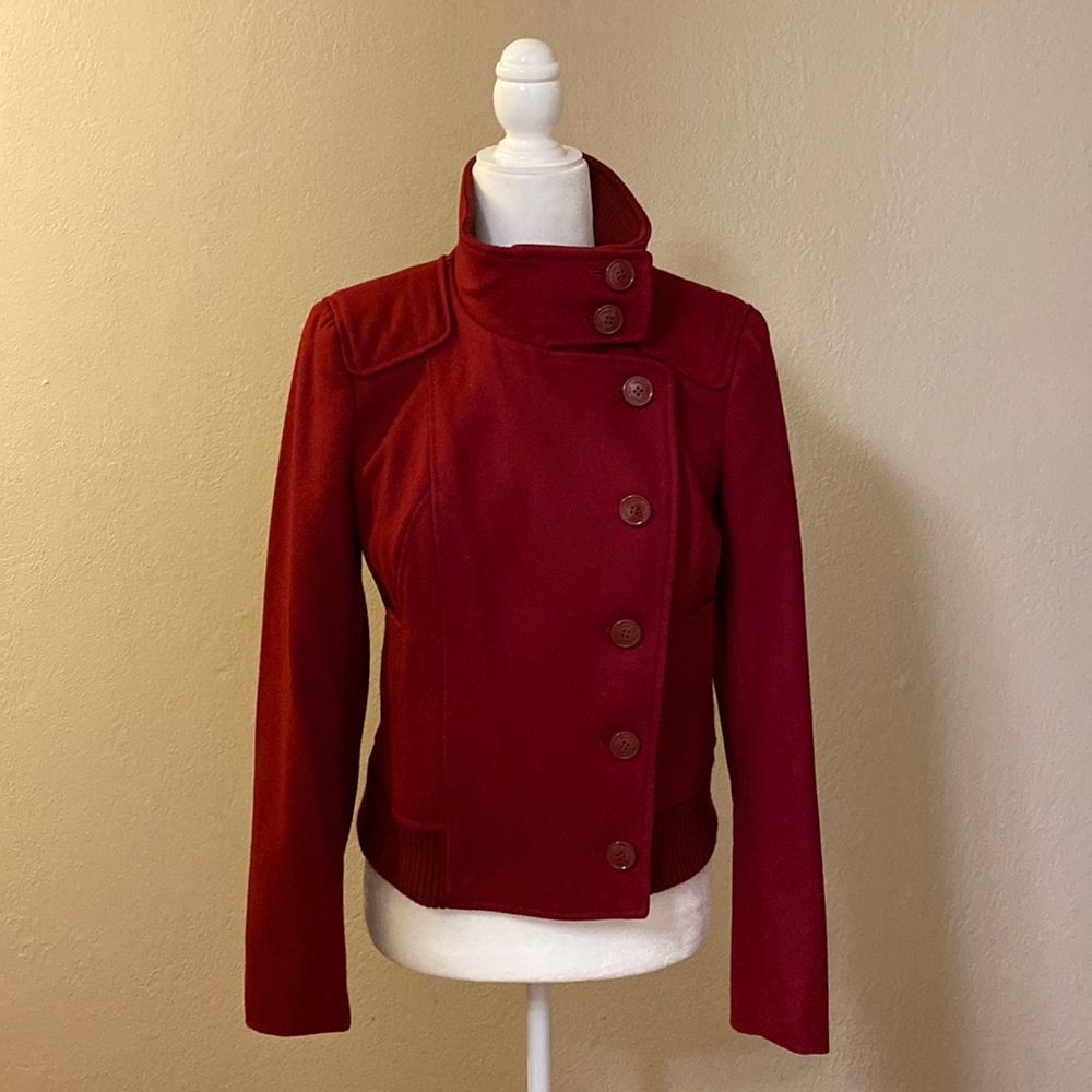 ❌SOLD❌ ✨NWOT Kenneth Cole New York Red Wool Cropped Coat. Size Small.